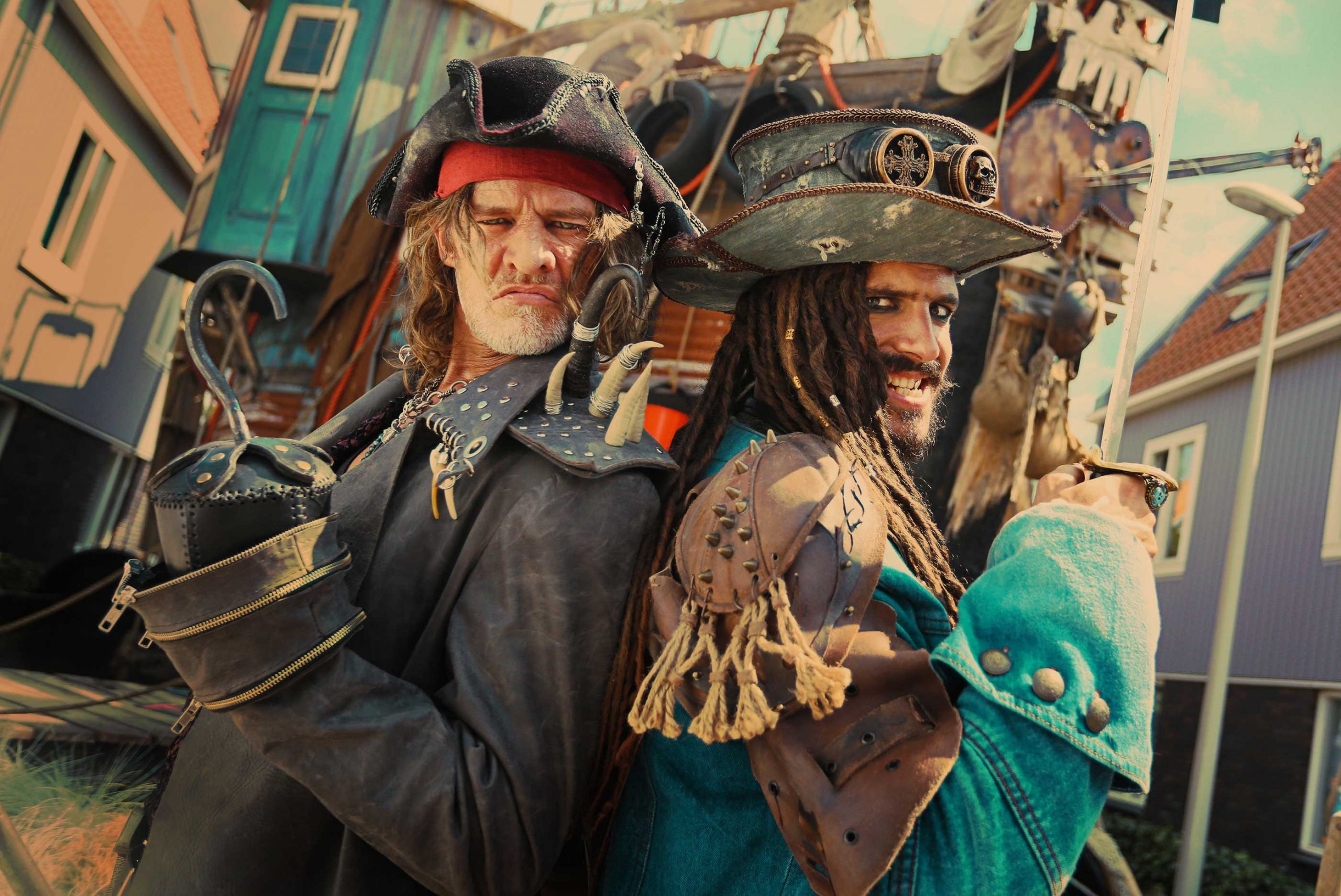Filmshot De piraten van hiernaast