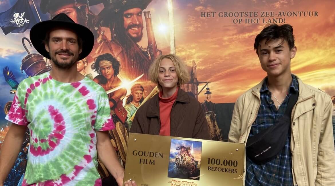 Piraten Van Hiernaast veroveren de Gouden Film